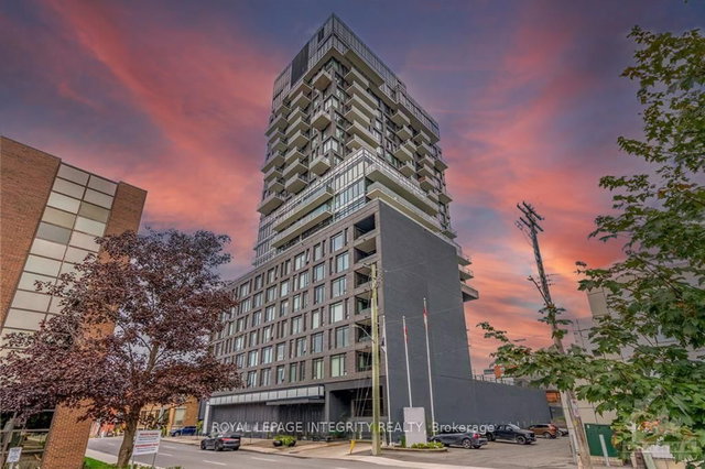 1006 - 203 CATHERINE Street