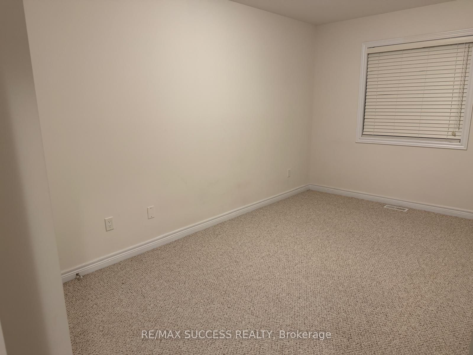 77 Diana Avenue, Unit 4 - Photo 15