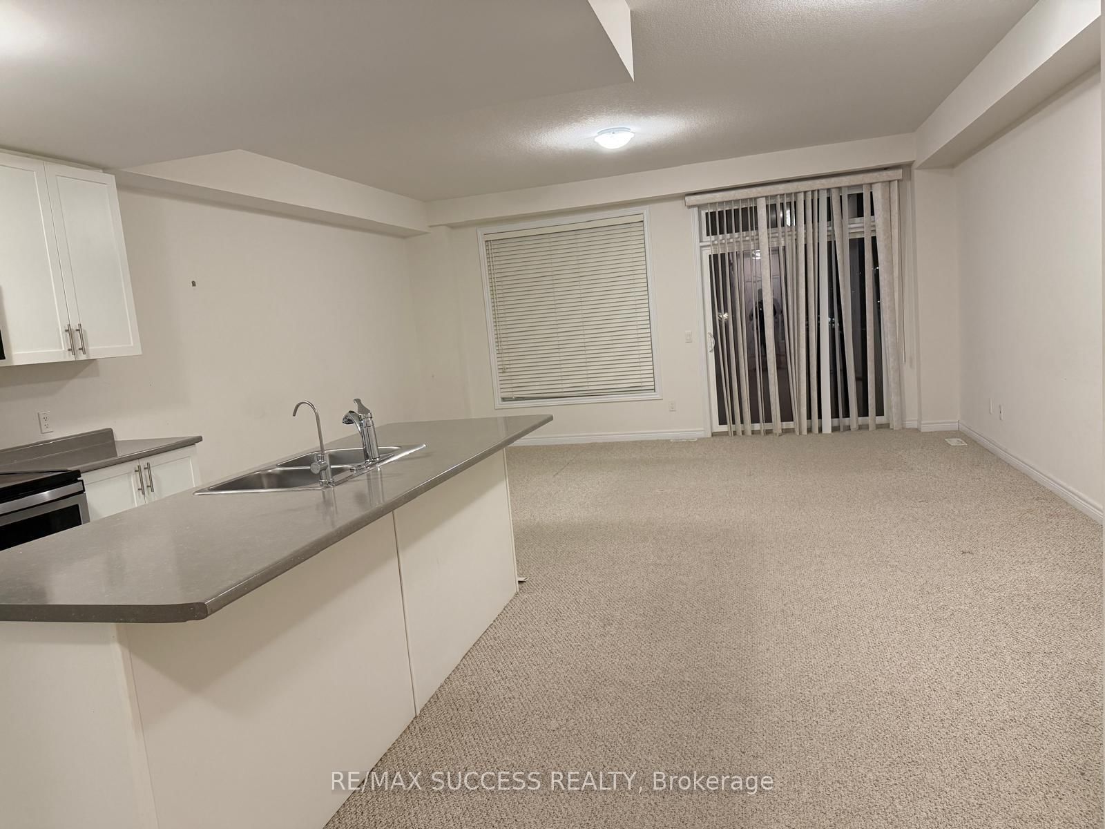 77 Diana Avenue, Unit 4 - Photo 8