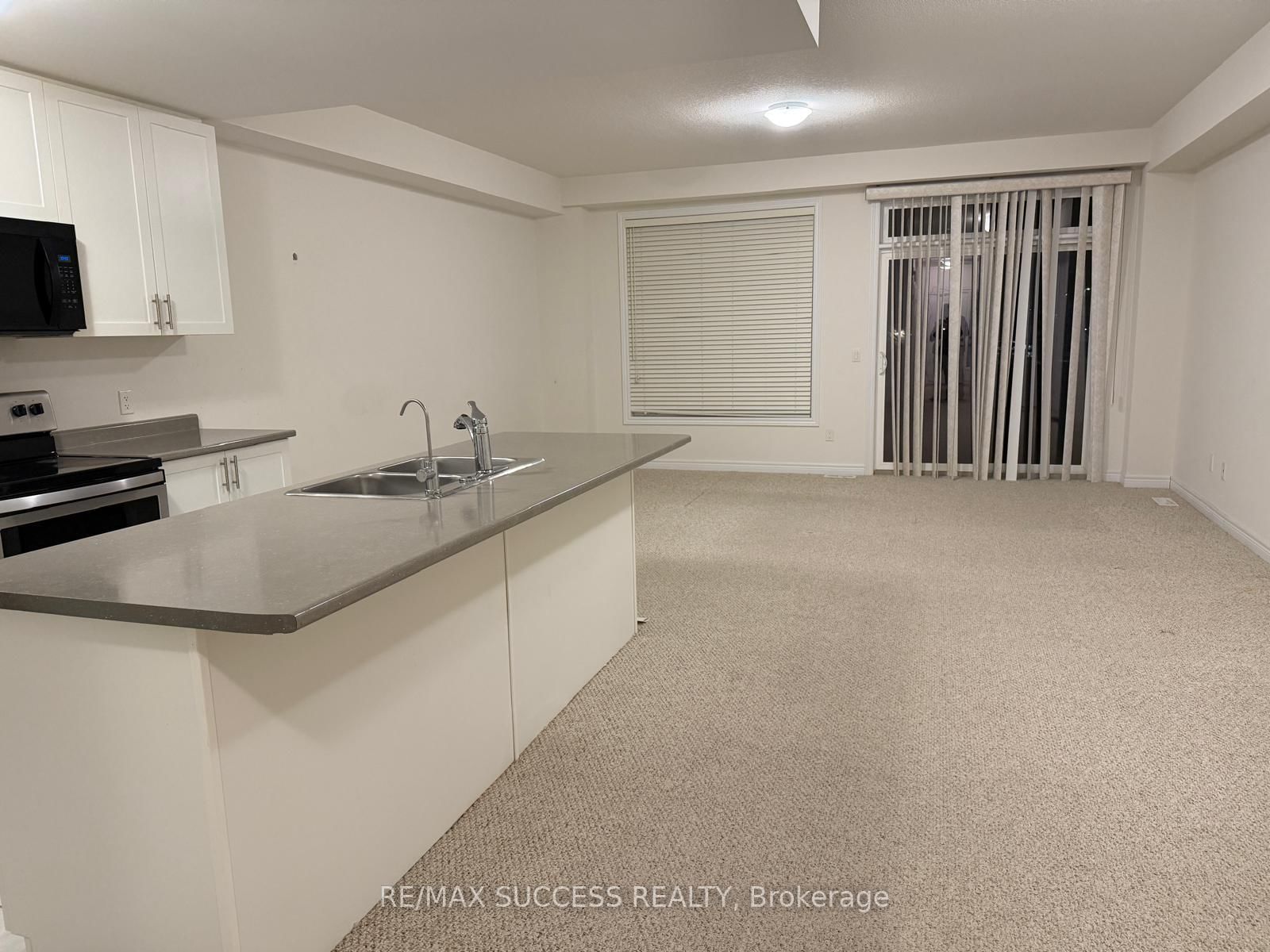 77 Diana Avenue, Unit 4 - Photo 9