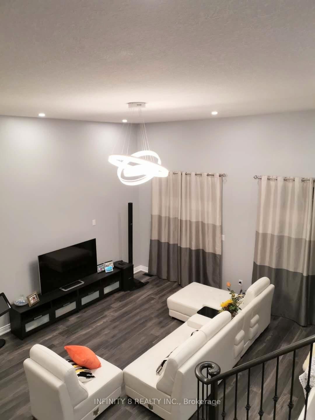 8641 Dogwood Crescent - Photo 10