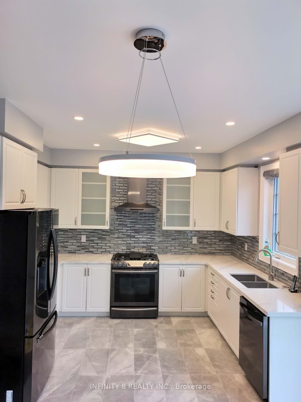 8641 Dogwood Crescent - Photo 8