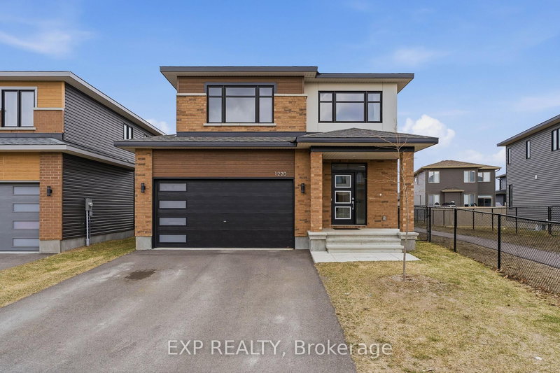 home for sale on 1220 Diamond Street