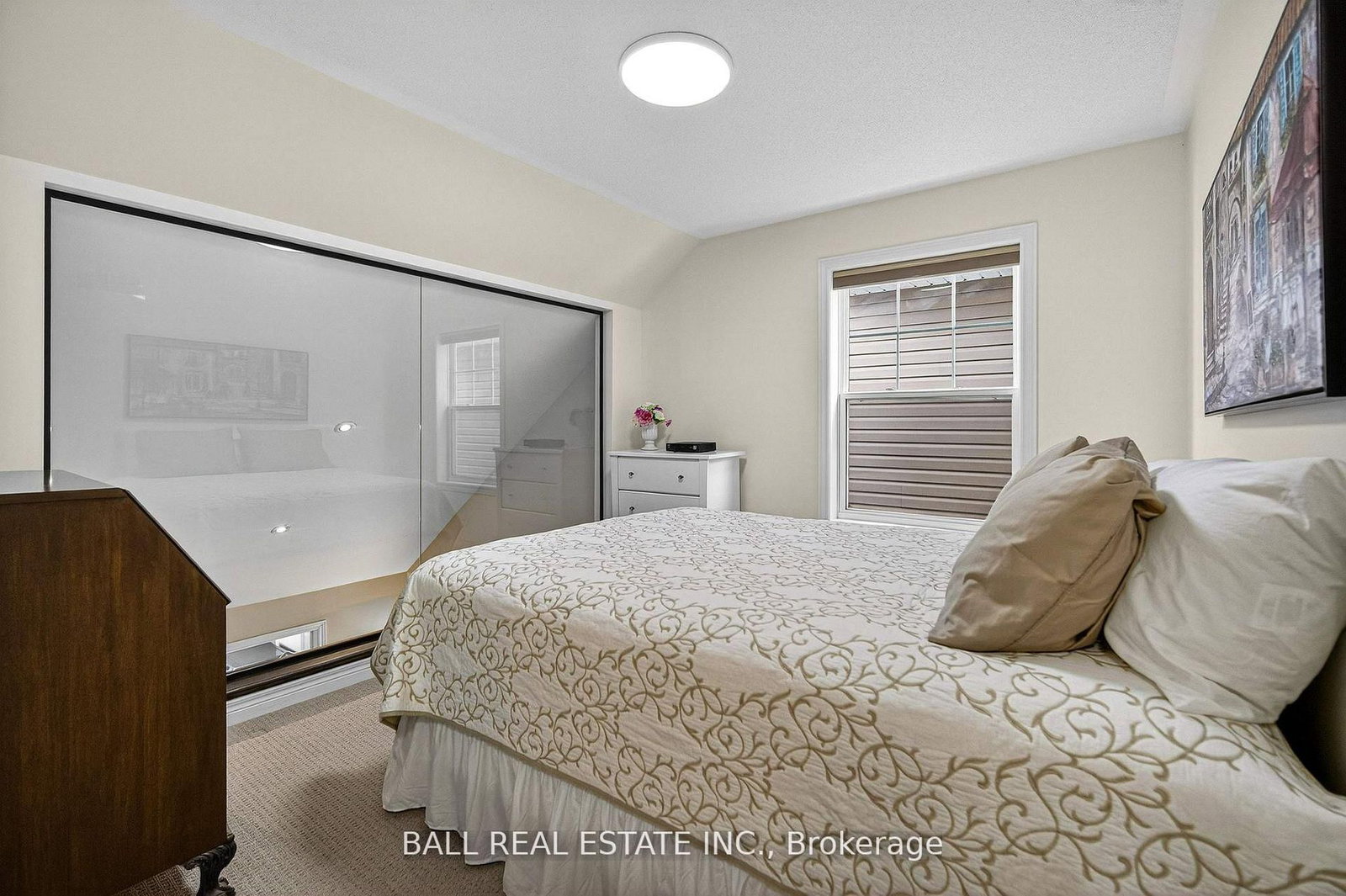 Detached House for sale at 74 Flitton Avenue, Peterborough, Ontario, K9H 0G5 - Northcrest Ward 5 - MLS: X12993076