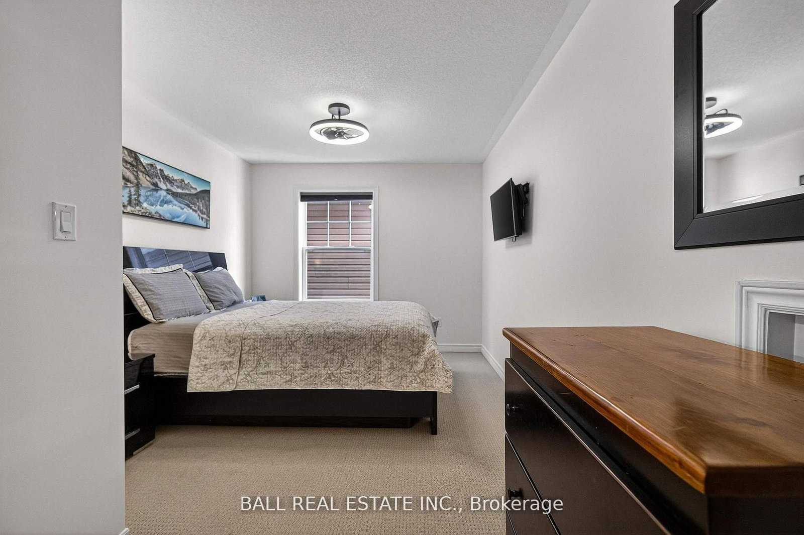 Detached House for sale at 74 Flitton Avenue, Peterborough, Ontario, K9H 0G5 - Northcrest Ward 5 - MLS: X12993076