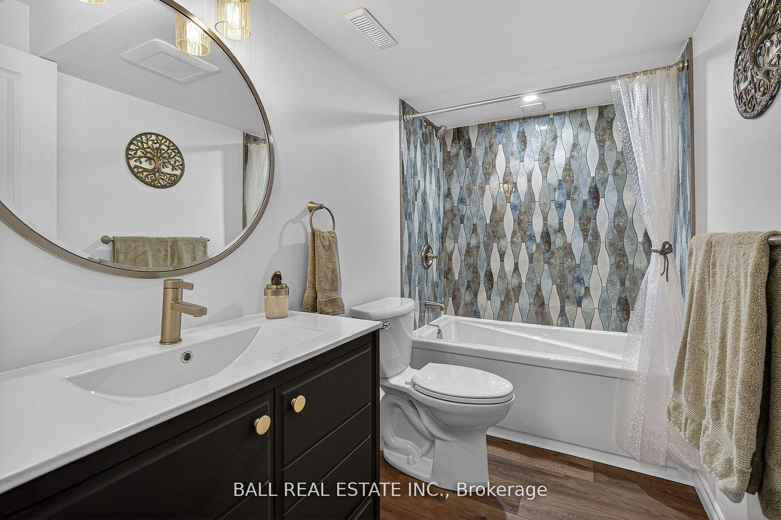 Detached House for sale at 74 Flitton Avenue, Peterborough, Ontario, K9H 0G5 - Northcrest Ward 5 - MLS: X12993076