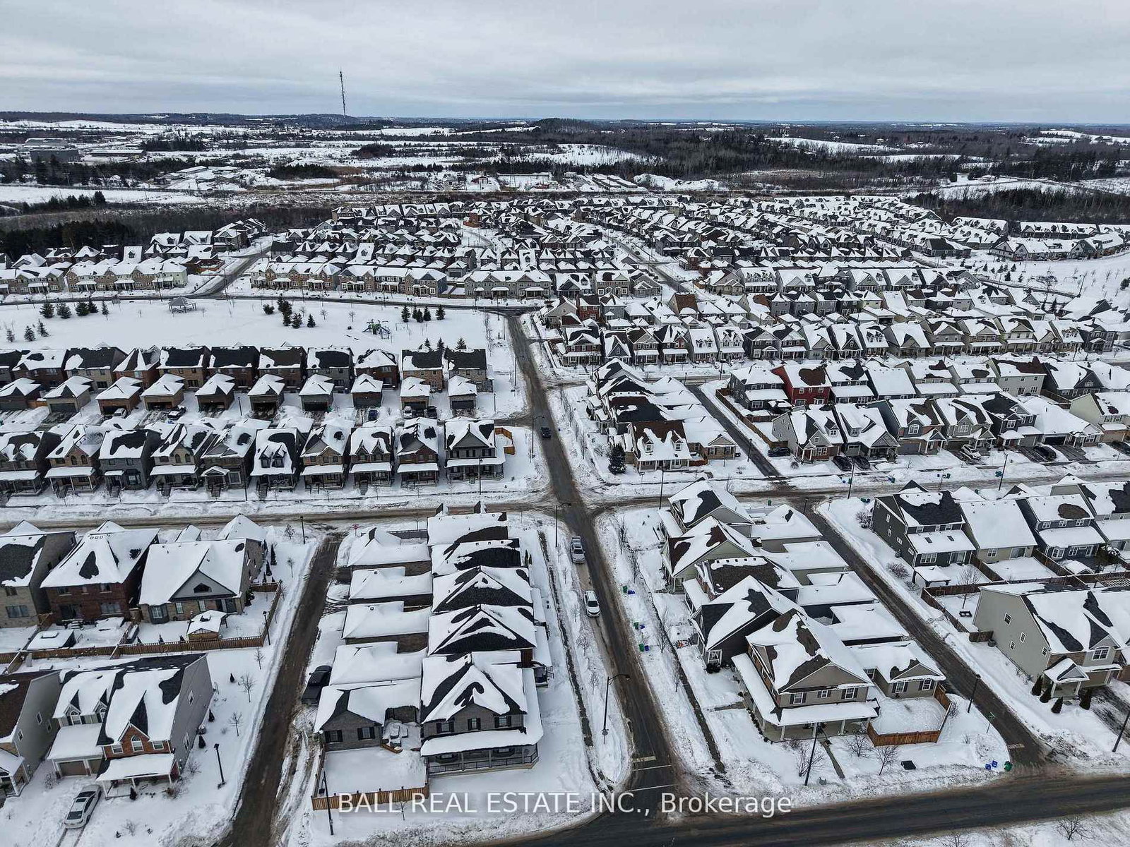 Detached House for sale at 74 Flitton Avenue, Peterborough, Ontario, K9H 0G5 - Northcrest Ward 5 - MLS: X12993076