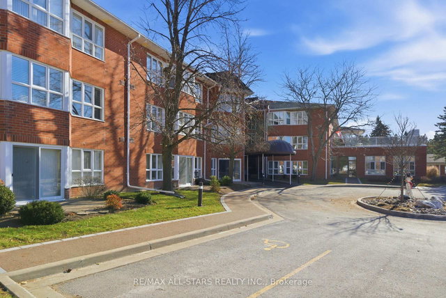 312 - 4 Heritage Way