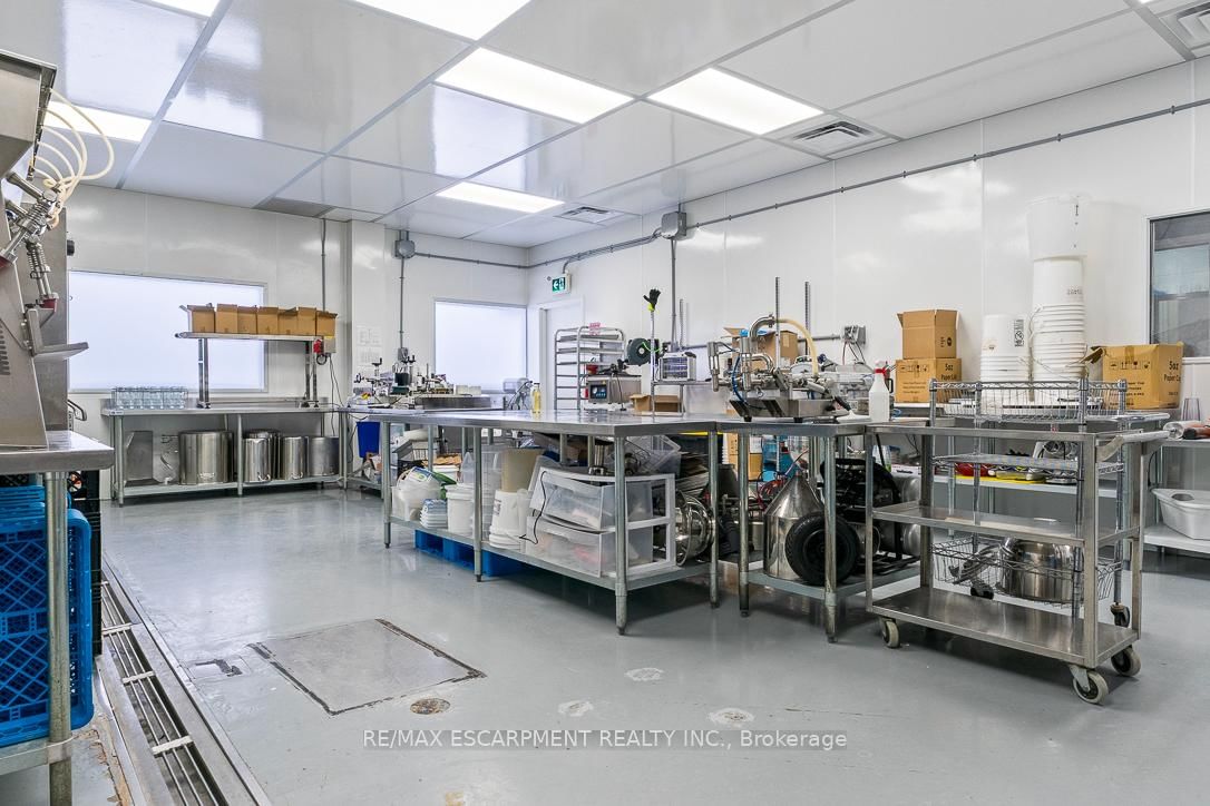 70 Monarch Road, Unit 5 - Photo 11