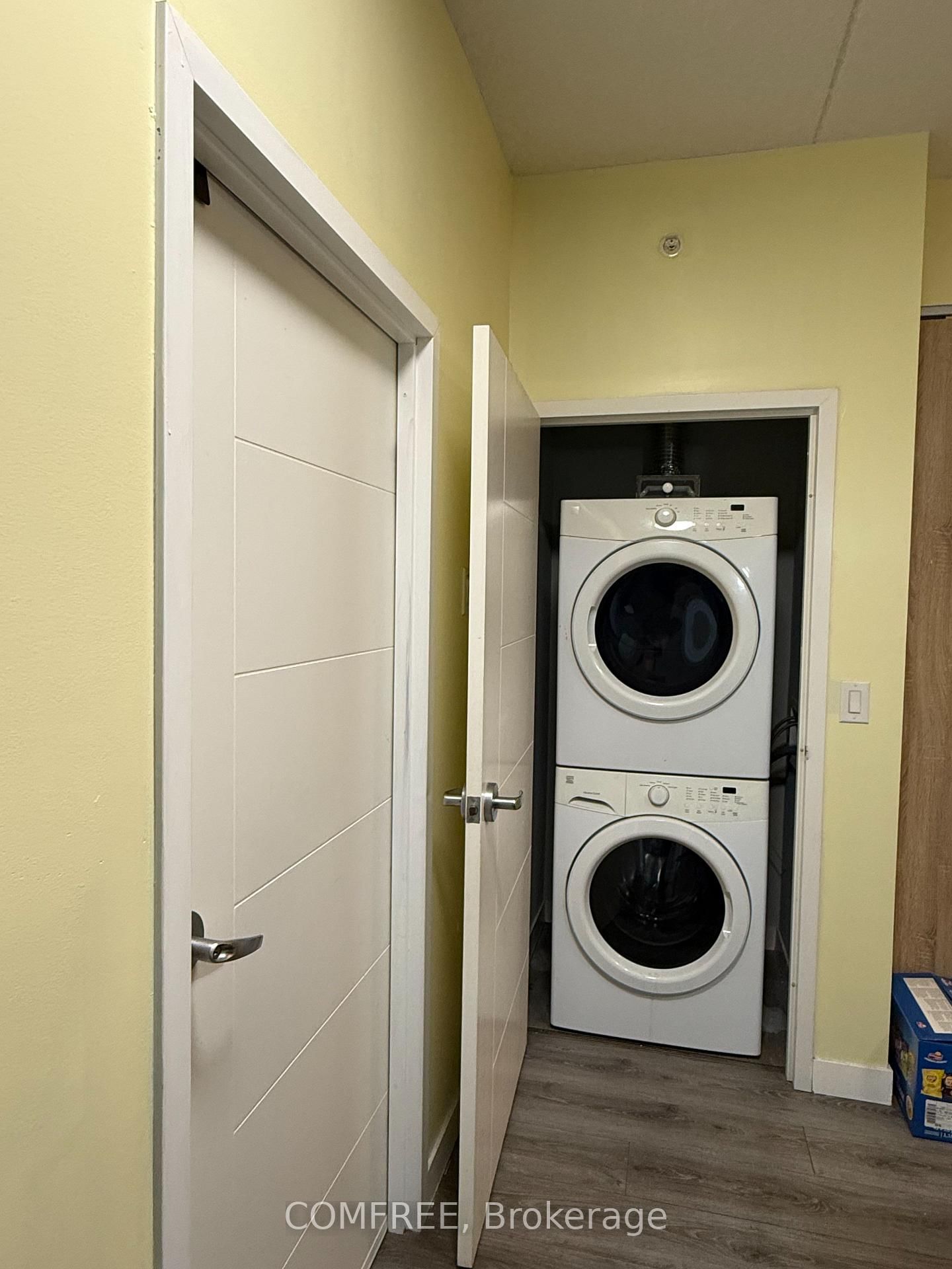 318 Spruce Street, Unit 2 - Photo 13