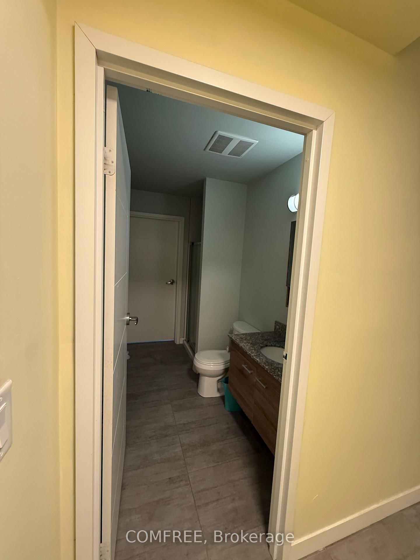 318 Spruce Street, Unit 2 - Photo 20