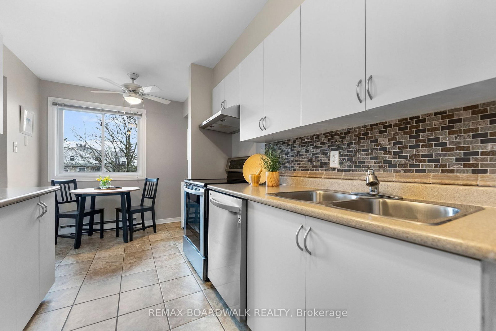 614 Tanguay Court - Photo 13