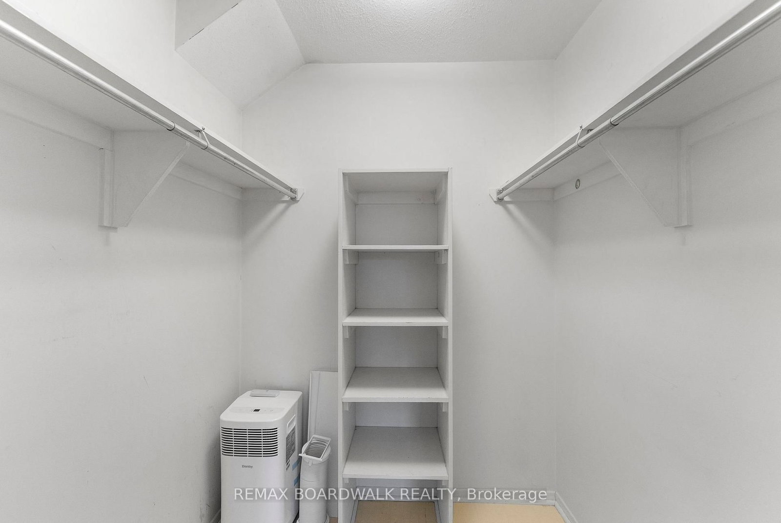 614 Tanguay Court - Photo 19