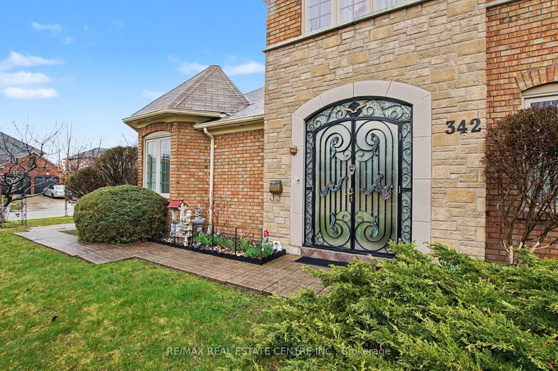 342 Saginaw Pkwy, Cambridge, N1T 1R8 | Image 3