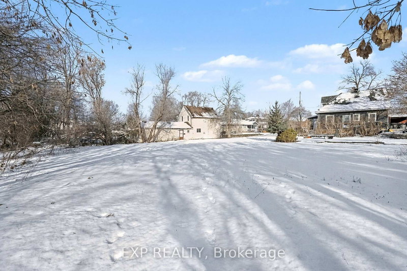 home for sale on 42 Allan Street