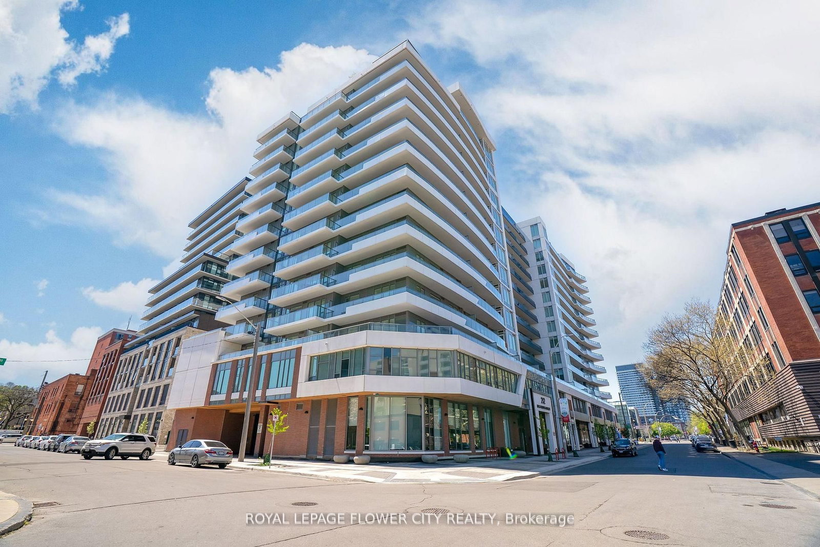 Condo for sale at 907-212 King William Street, Hamilton, Ontario, L8R 0A7 - Beasley - MLS: X12993588