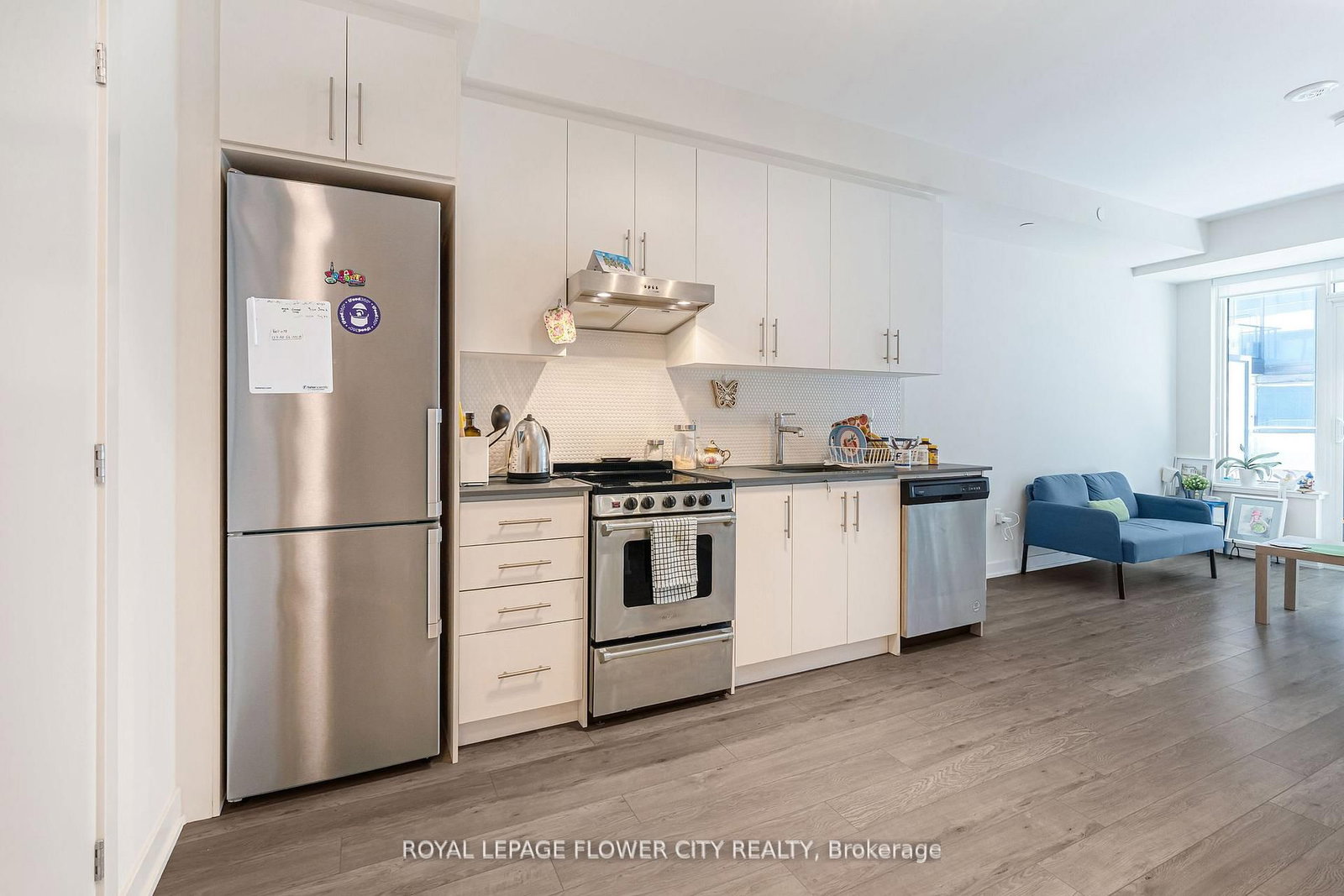 Condo for sale at 907-212 King William Street, Hamilton, Ontario, L8R 0A7 - Beasley - MLS: X12993588