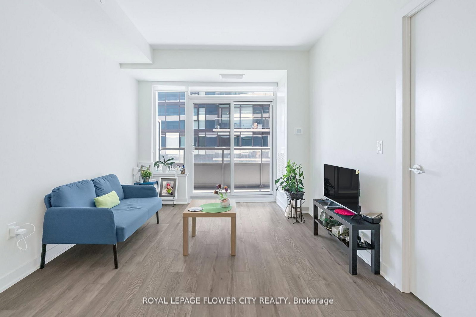 Condo for sale at 907-212 King William Street, Hamilton, Ontario, L8R 0A7 - Beasley - MLS: X12993588