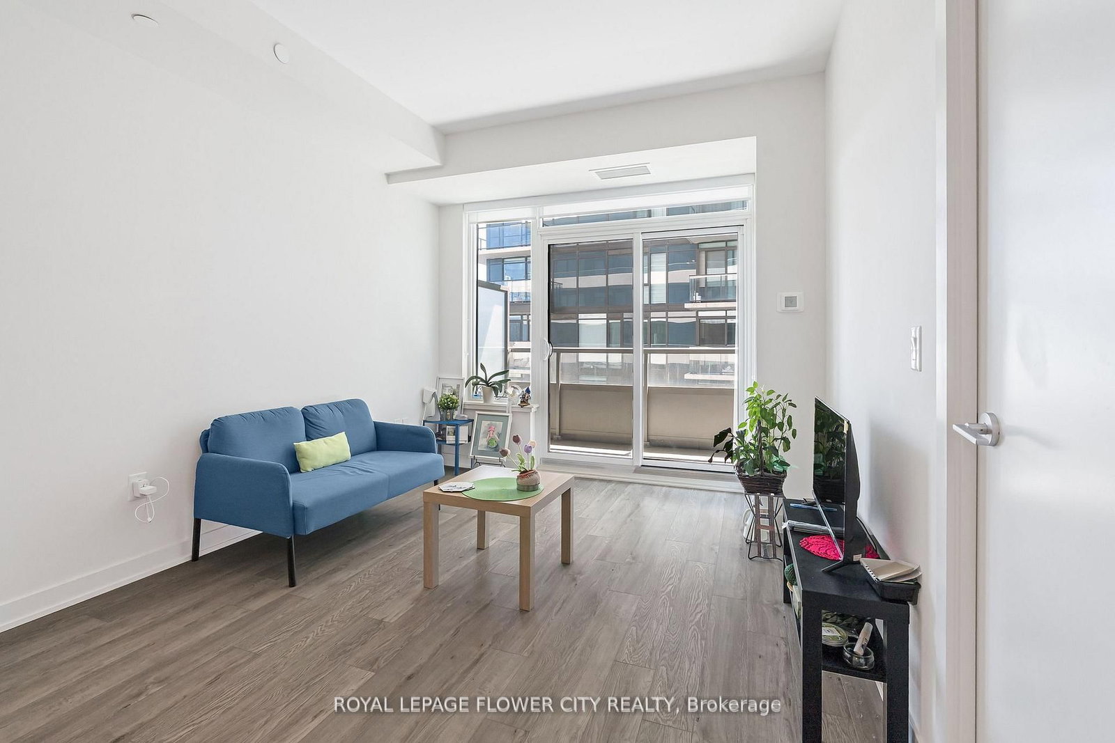 Condo for sale at 907-212 King William Street, Hamilton, Ontario, L8R 0A7 - Beasley - MLS: X12993588