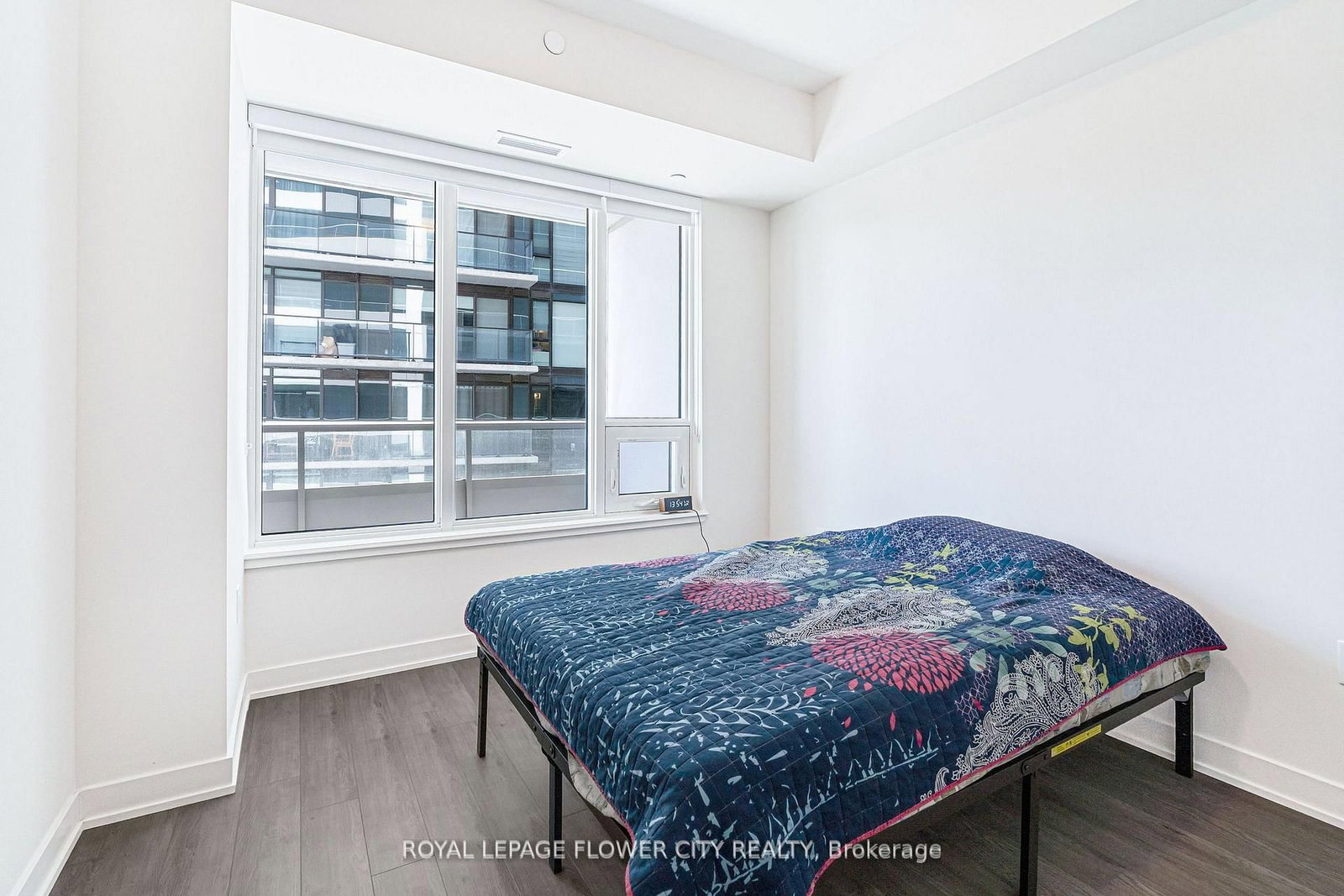 Condo for sale at 907-212 King William Street, Hamilton, Ontario, L8R 0A7 - Beasley - MLS: X12993588