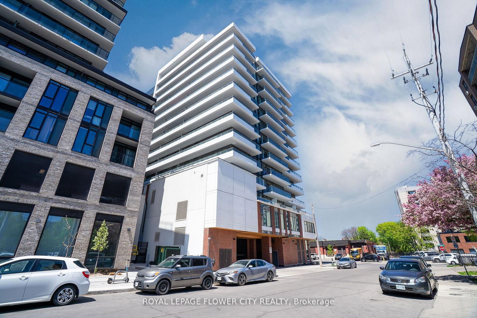 Condo for sale at 907-212 King William Street, Hamilton, Ontario, L8R 0A7 - Beasley - MLS: X12993588