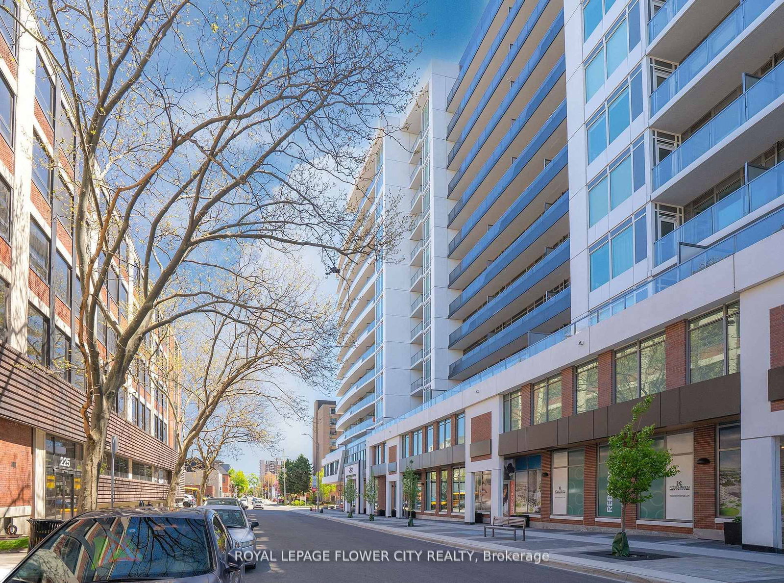 Condo for sale at 907-212 King William Street, Hamilton, Ontario, L8R 0A7 - Beasley - MLS: X12993588