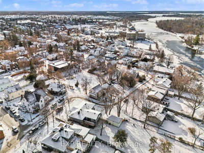 135 CHARLES Street • Carleton Place, ON photo 9