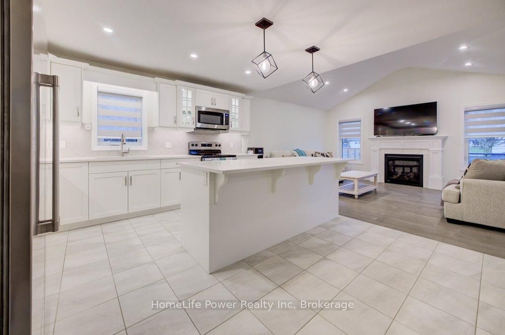 4 Livingston Drive • Tillsonburg, ON photo 18