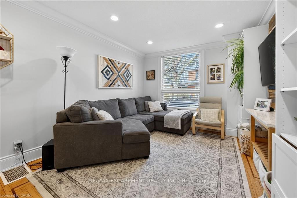 Detached House for sale at 179 Burris Street, Hamilton, Ontario, L8M 2J7 - St. Clair - MLS: X12993718