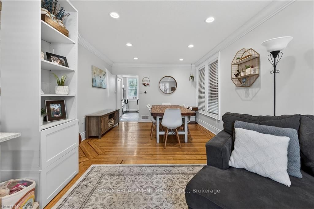 Detached House for sale at 179 Burris Street, Hamilton, Ontario, L8M 2J7 - St. Clair - MLS: X12993718