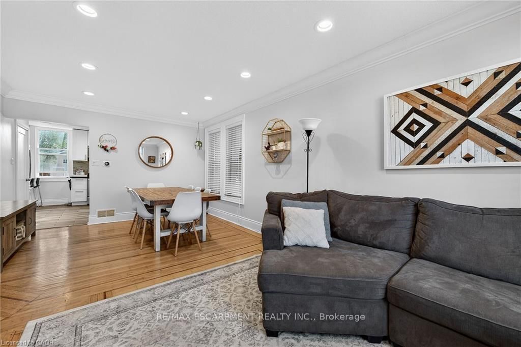 Detached House for sale at 179 Burris Street, Hamilton, Ontario, L8M 2J7 - St. Clair - MLS: X12993718