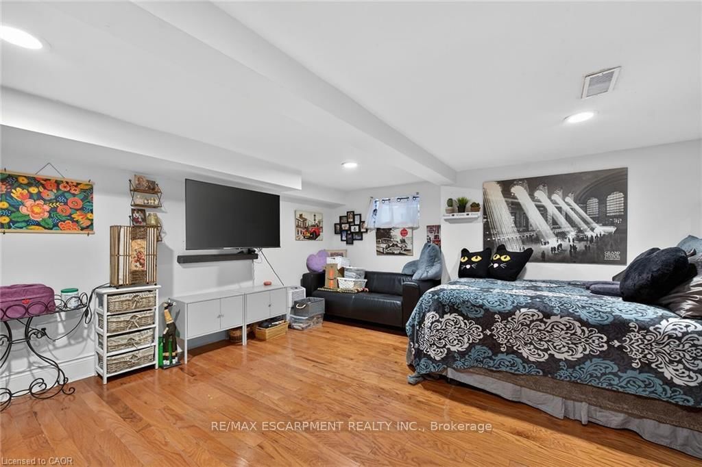 Detached House for sale at 179 Burris Street, Hamilton, Ontario, L8M 2J7 - St. Clair - MLS: X12993718