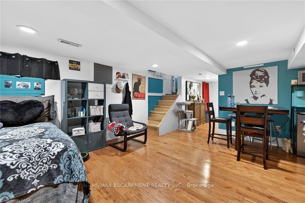 Detached House for sale at 179 Burris Street, Hamilton, Ontario, L8M 2J7 - St. Clair - MLS: X12993718