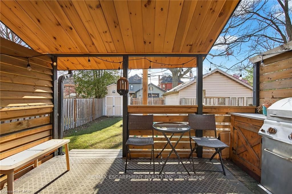 Detached House for sale at 179 Burris Street, Hamilton, Ontario, L8M 2J7 - St. Clair - MLS: X12993718