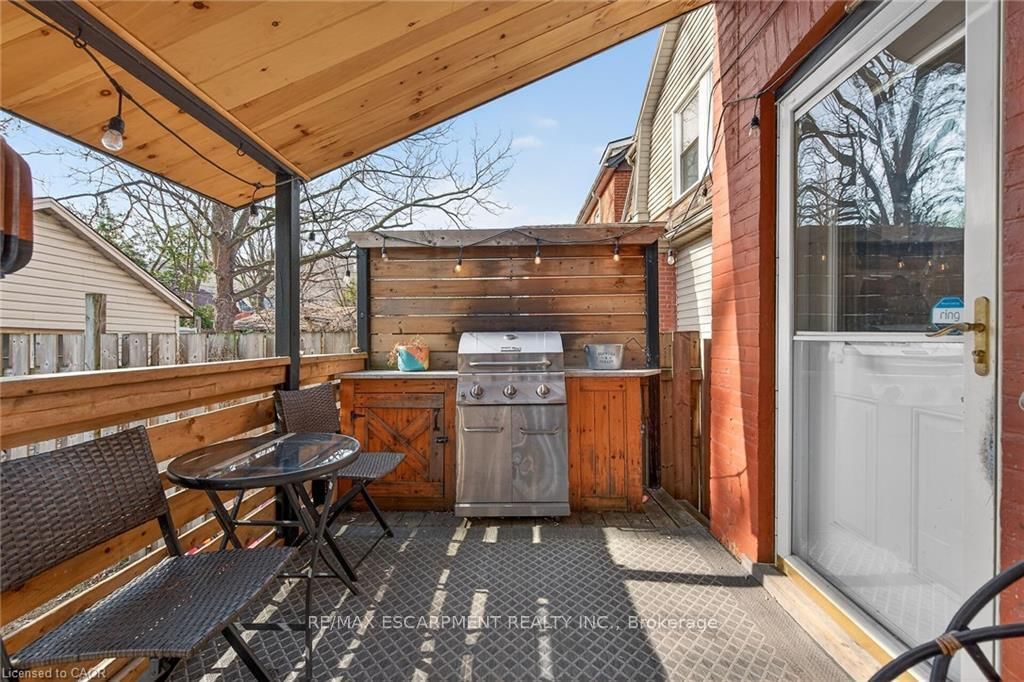 Detached House for sale at 179 Burris Street, Hamilton, Ontario, L8M 2J7 - St. Clair - MLS: X12993718