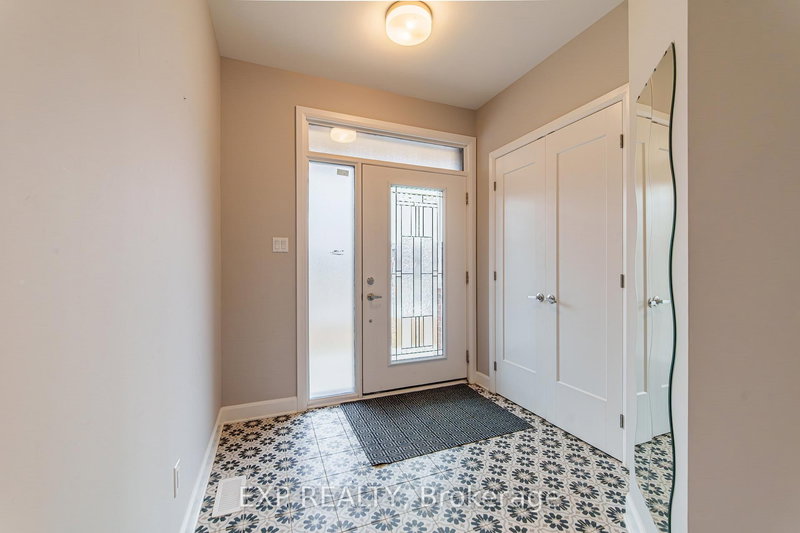 896 Sendero Way, Stittsville, K2S 2W8 | Image 3