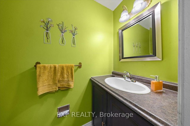 D - 284 Dalehurst Drive