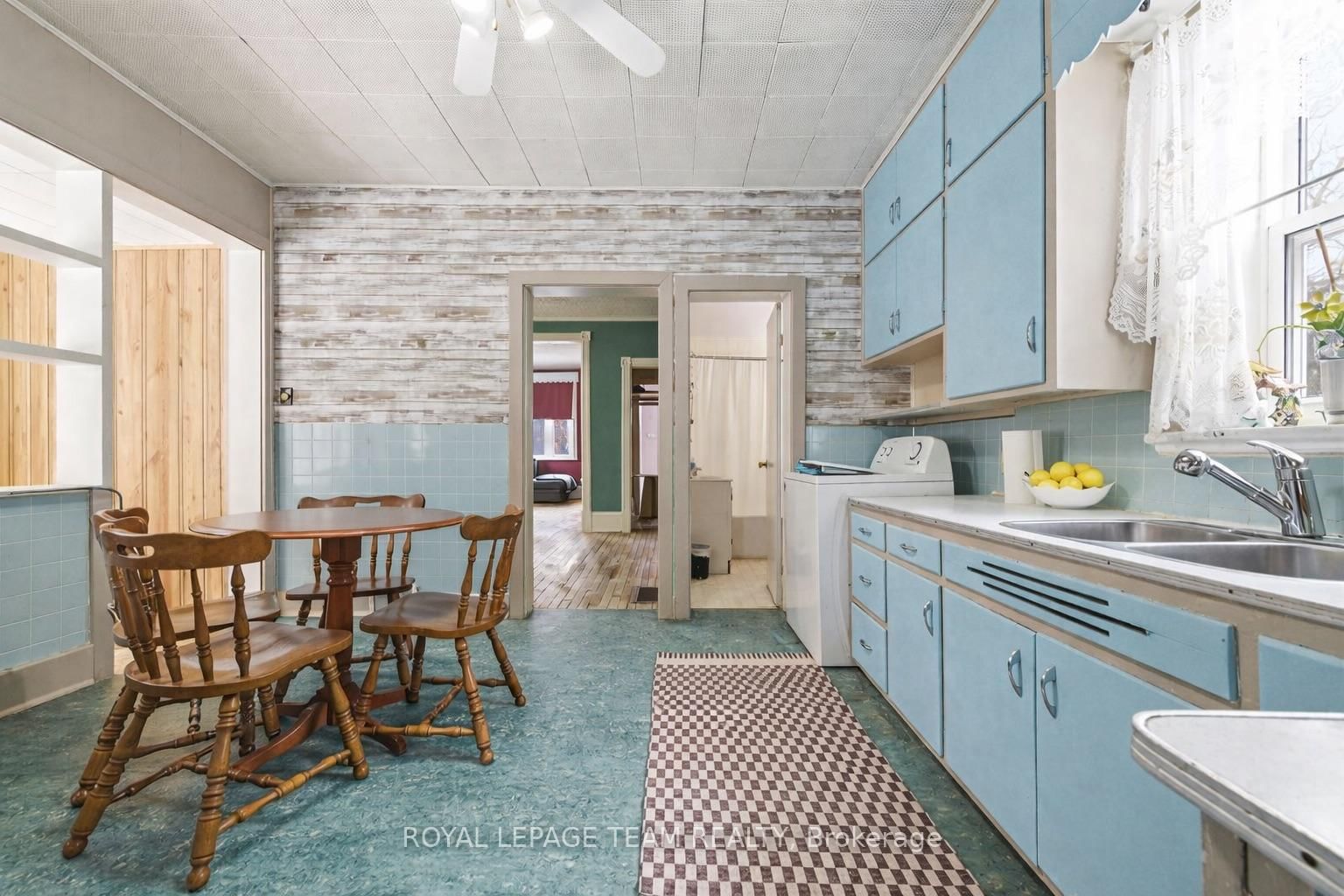 190 Queen Street • Killaloe, Hagarty and Richards, ON photo 16