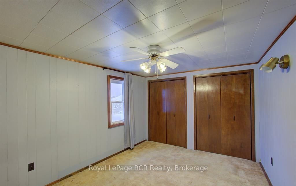 34 N George Street • West Grey, ON photo 11