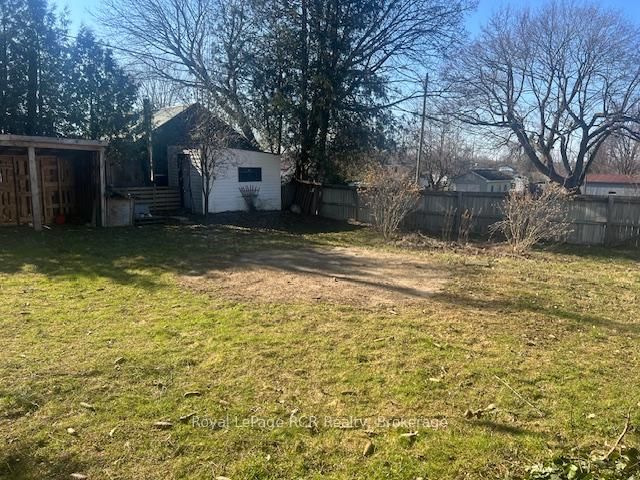 34 N George Street • West Grey, ON photo 23
