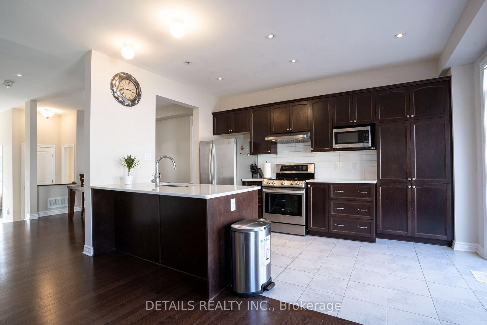 518 Silver Sage Avenue - Photo 9