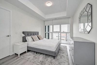 Unit 801 — 60 Charles Street W — more photos