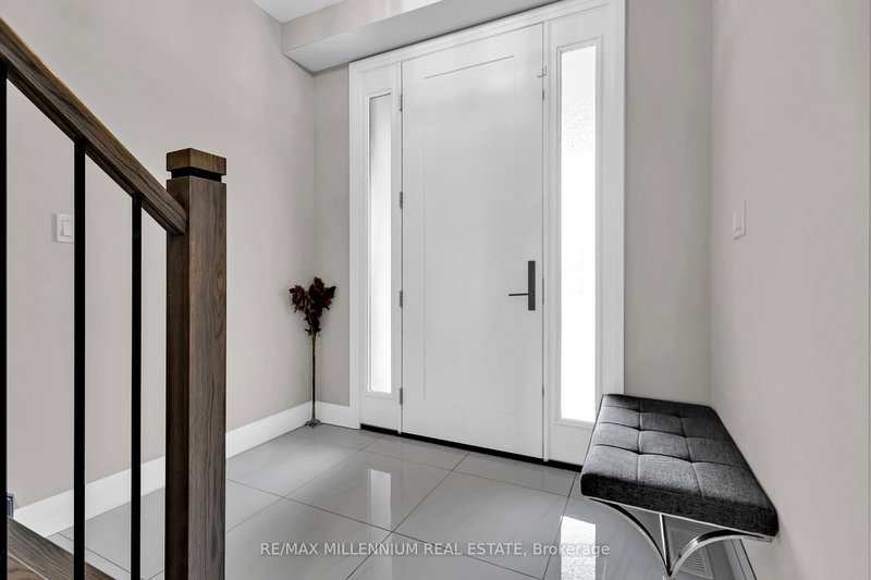 11 Tindall Cres S, East Luther Grand Valley, L9W 6P4 | Image 3