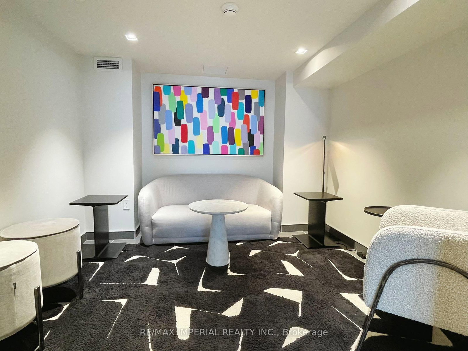 1 Jarvis Street, Unit 429 - Photo 12