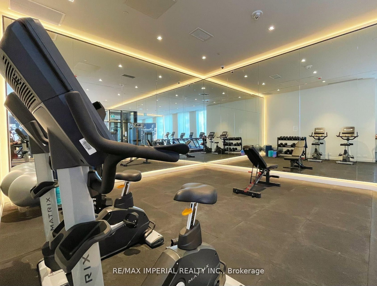 1 Jarvis Street, Unit 429 - Photo 15