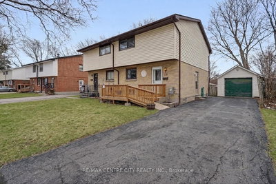 55 Mohegan Cres | London East | Image