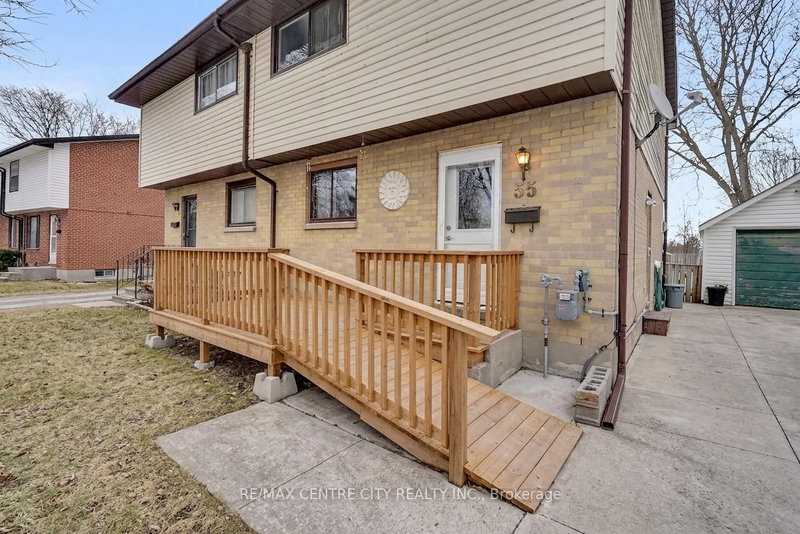 55 Mohegan Cres, London East, N5V 2X7 | Image 3