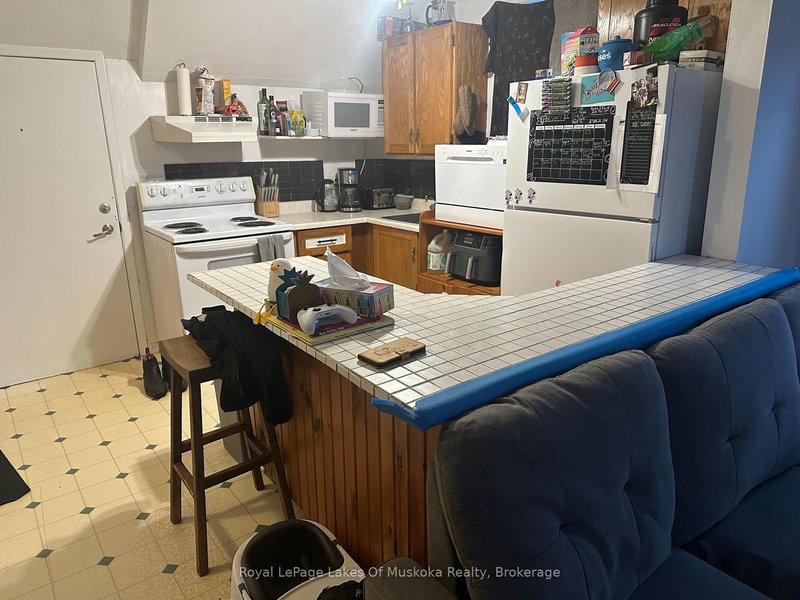 120 ONTARIO St, Burk's Falls, P0A 1C0 | Image 2