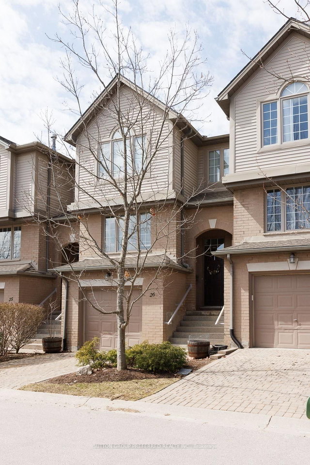 26 - 270 North Centre Road