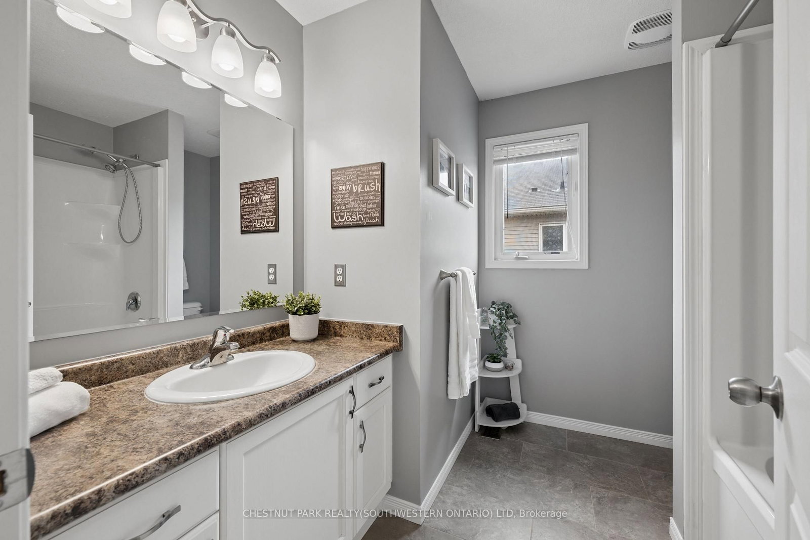 240 Westmeadow Drive, Unit 1B - Photo 23